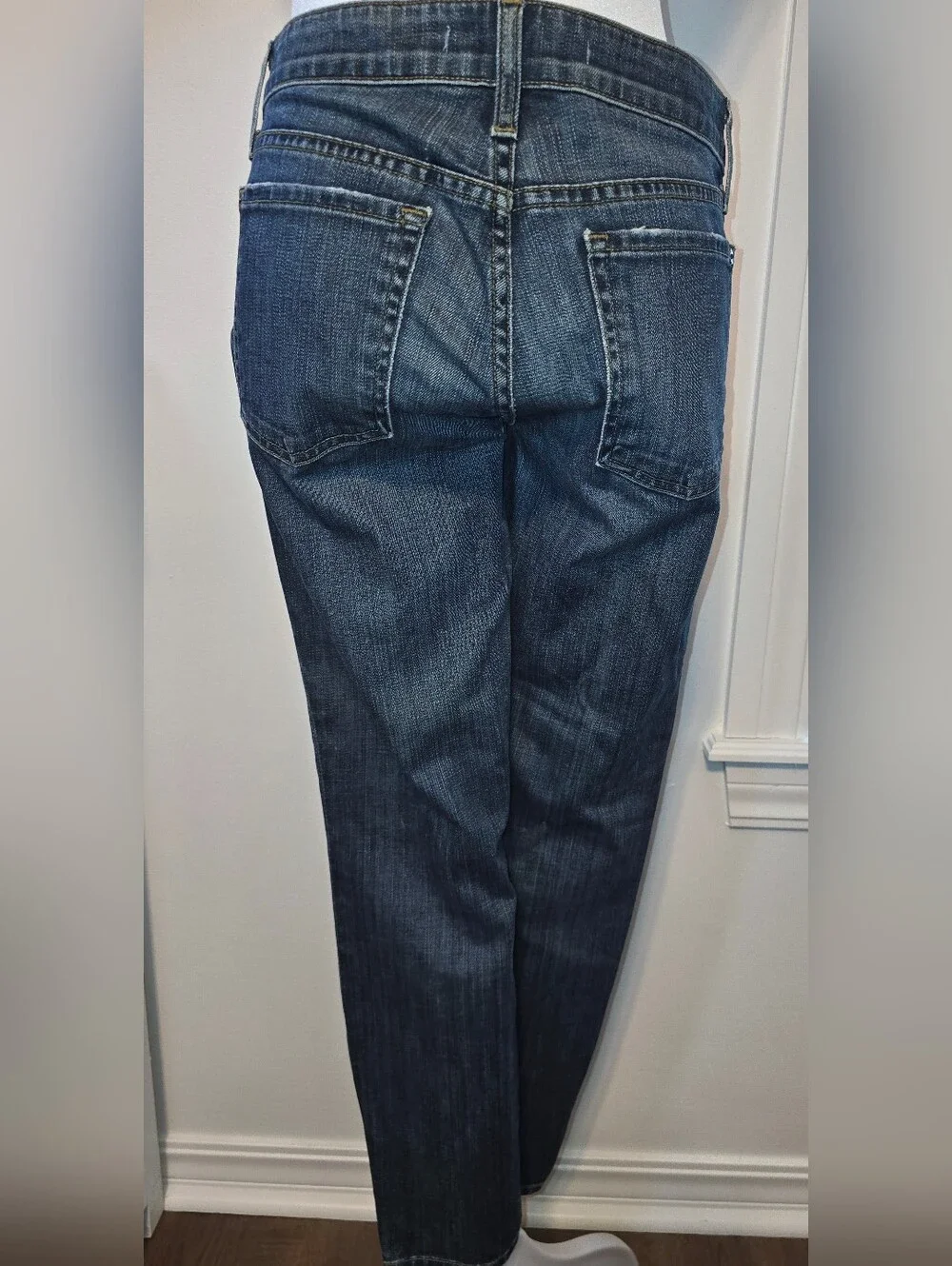 Vince. Mallorca Crop Skinny Ankle Women’s Dark Wash Straight Denim Suze 27